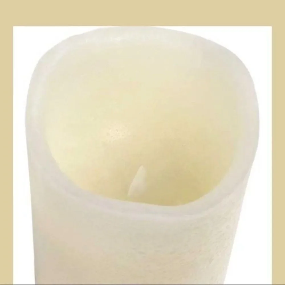BroadwayâMusicalâTheaterâFlamelessâCandle with Timerâ - Picture 3 of 5